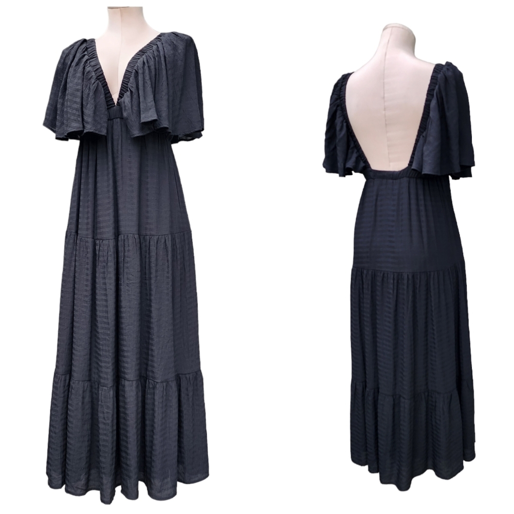 LaLavon NWOT Deep V-neck Open-Back Maxi Tiered Dress Small Lined Flowy